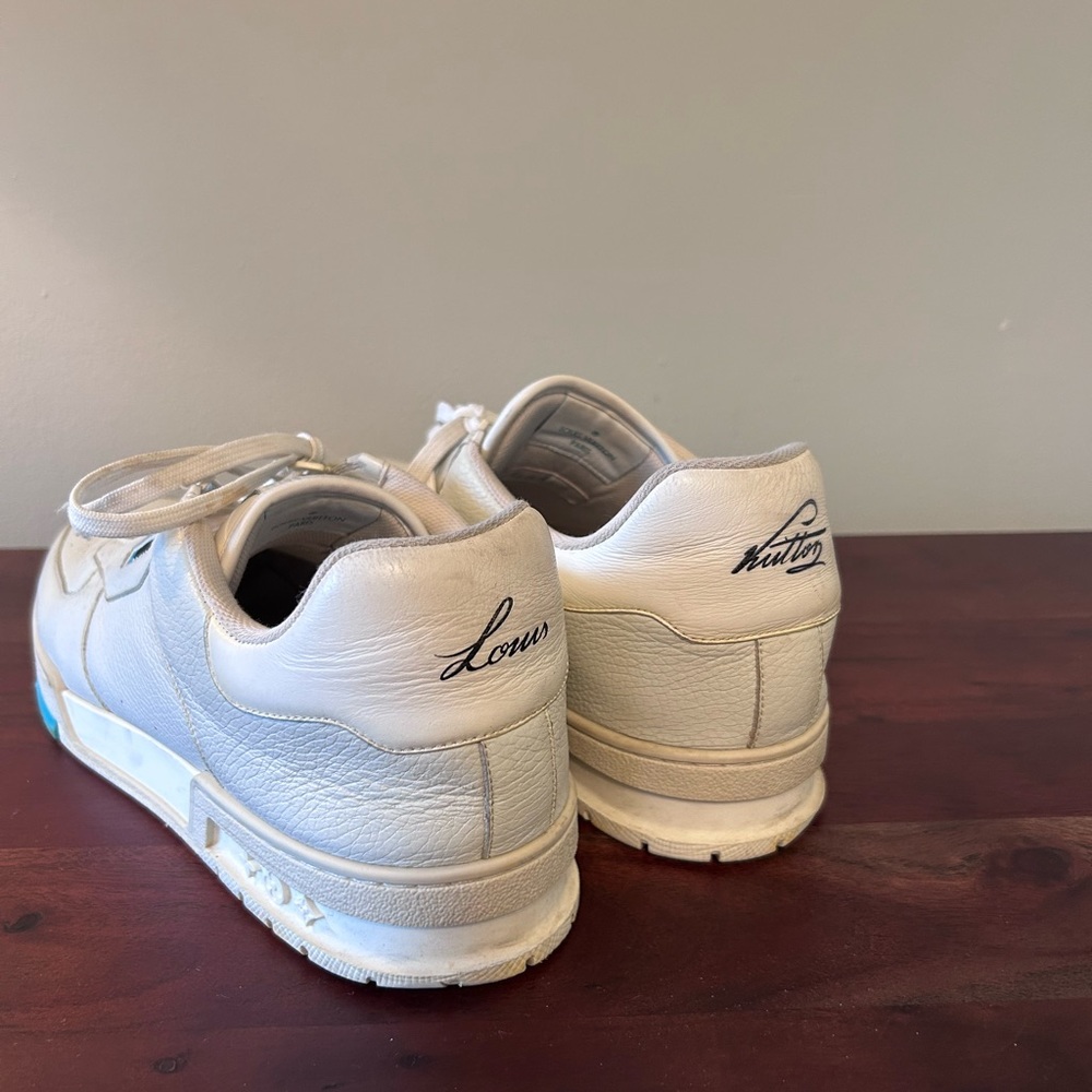 Louis Vuitton sneakers - Picture 2 of 6